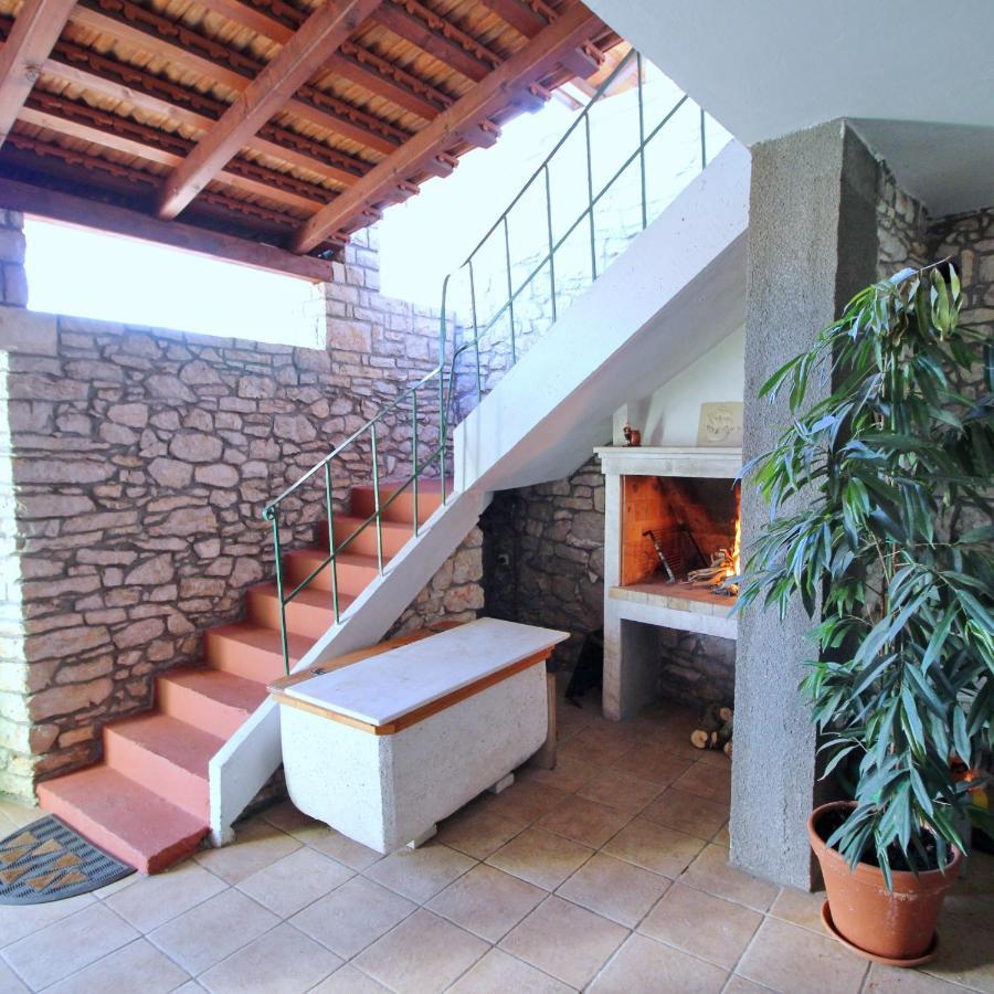 Apartment Lucija Вела Лука Екстериор снимка